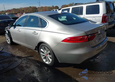 2017 Jaguar Xf 20D Premium из США, поврежденный, VIN SAJBD4BN2HCY32366
